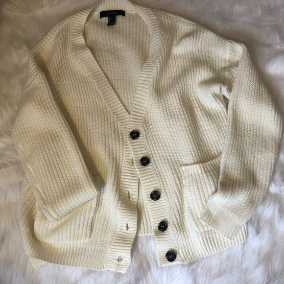 Forever 21 Sweaters - ✨✨Forever 21 Cardigan✨✨